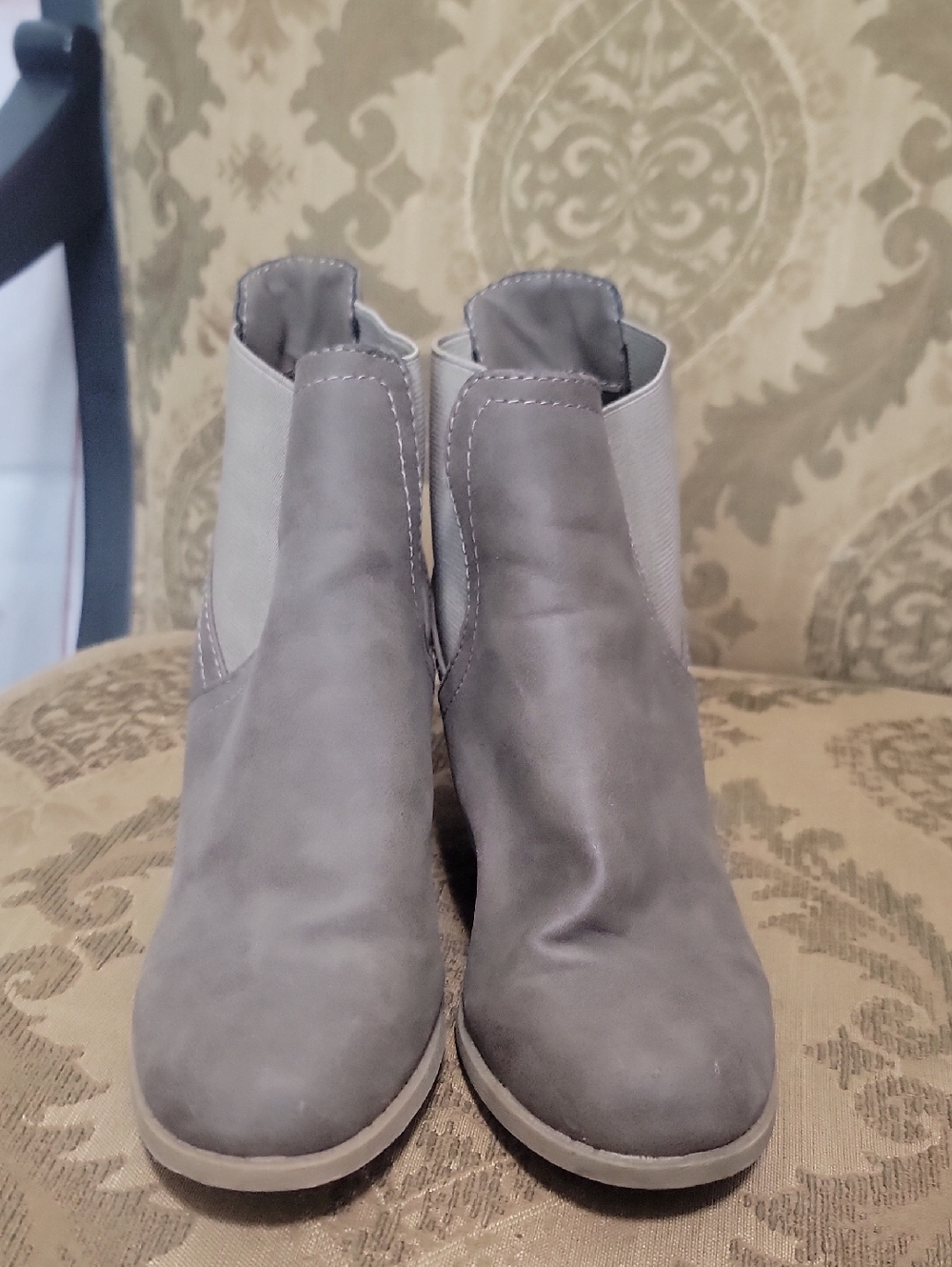 4/$20 Rampage Gray Chelsea-Style Ankle Booties